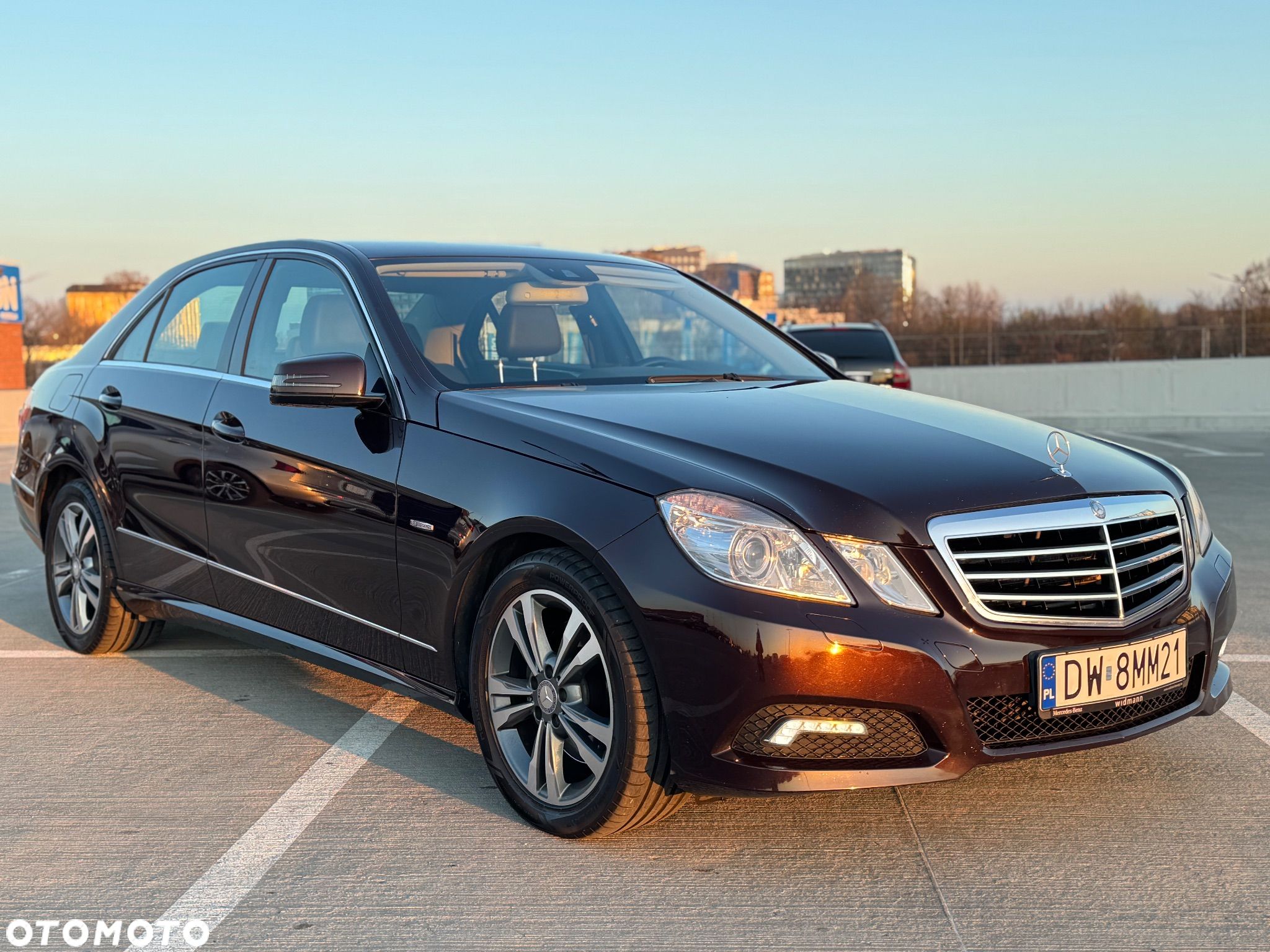 Mercedes-Benz Klasa E 350 CDI BlueEff Avantgarde - 1