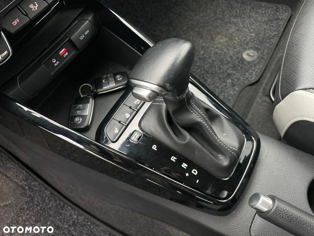 Kia Stonic 1.0 T-GDI DCT OPF Spirit - 16