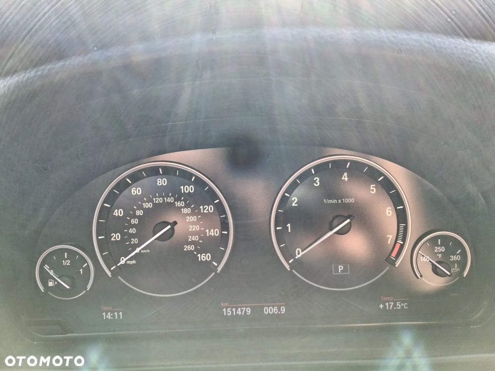 BMW Seria 5 528i xDrive Luxury Line - 15
