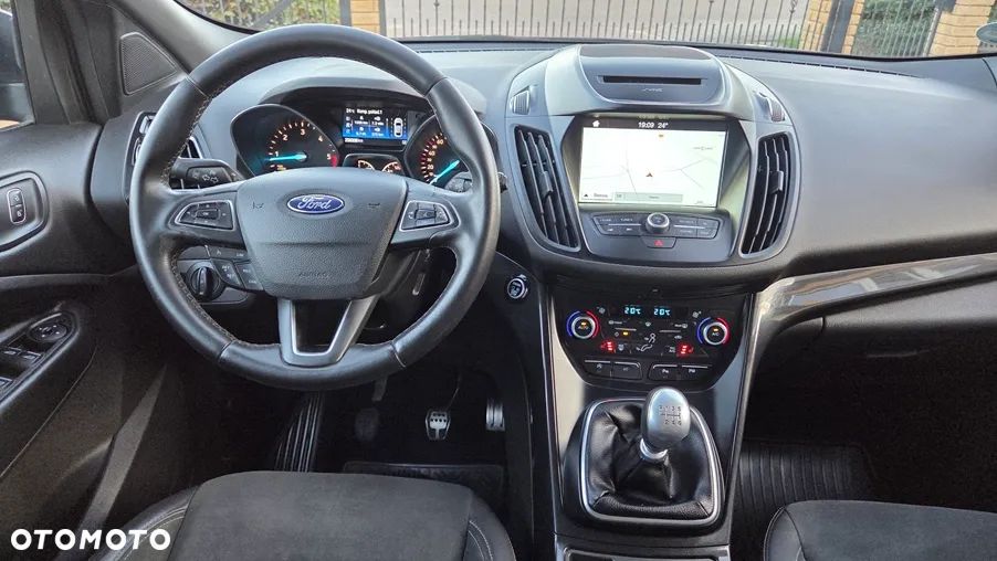 Ford Kuga 2.0 TDCi 4x4 ST-Line - 31