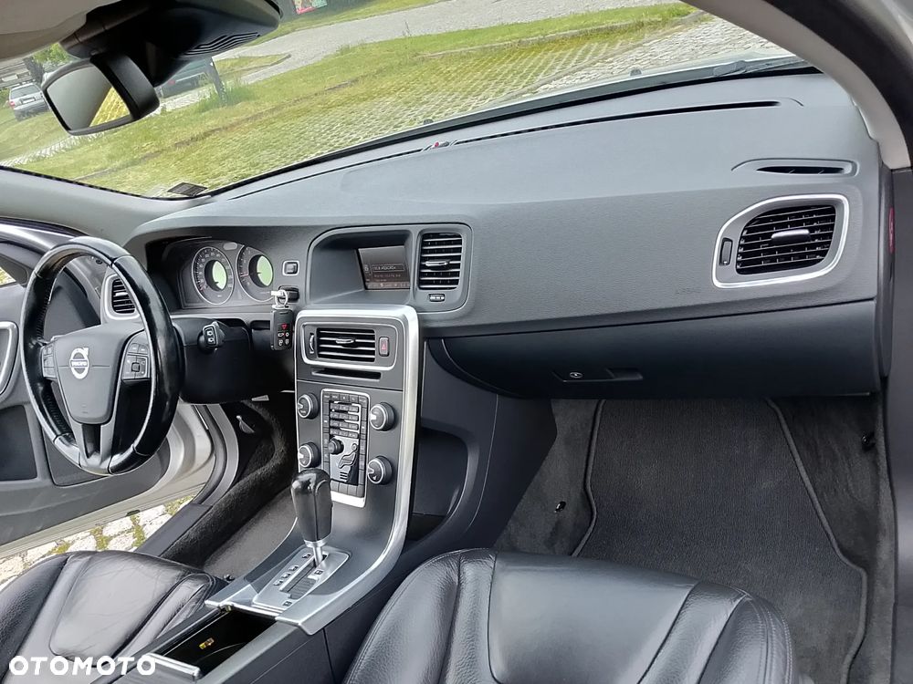 Volvo V60 - 25