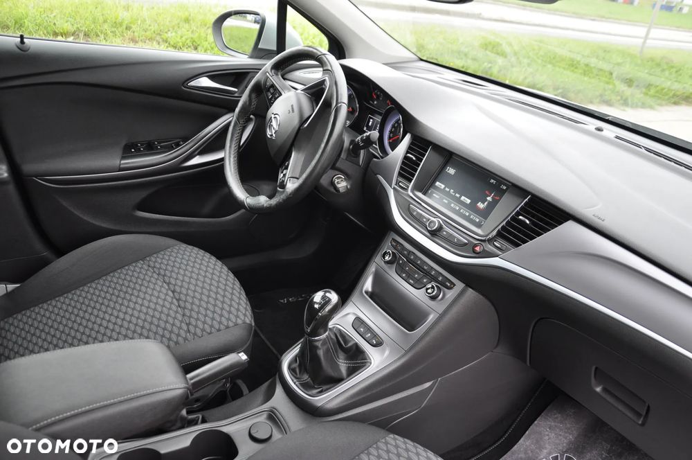 Opel Astra 1.4 Turbo Active - 19