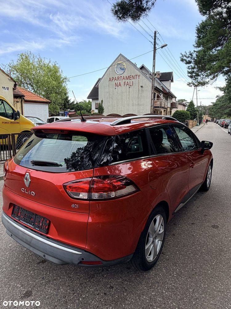 Renault Clio - 6