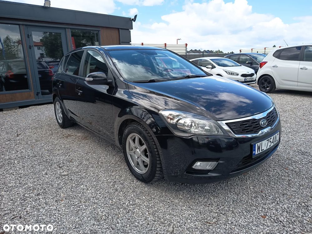 Kia Ceed 1.4 L Euro2012 - 10