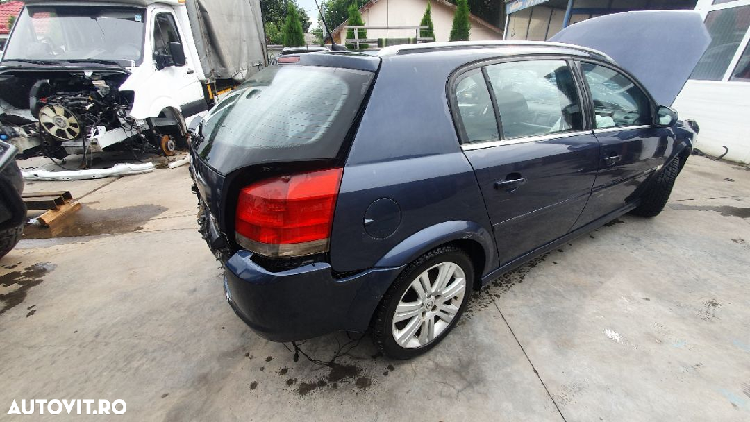 Dezmembram Opel Signum 2007 z19dth 1.9 cdti - 4