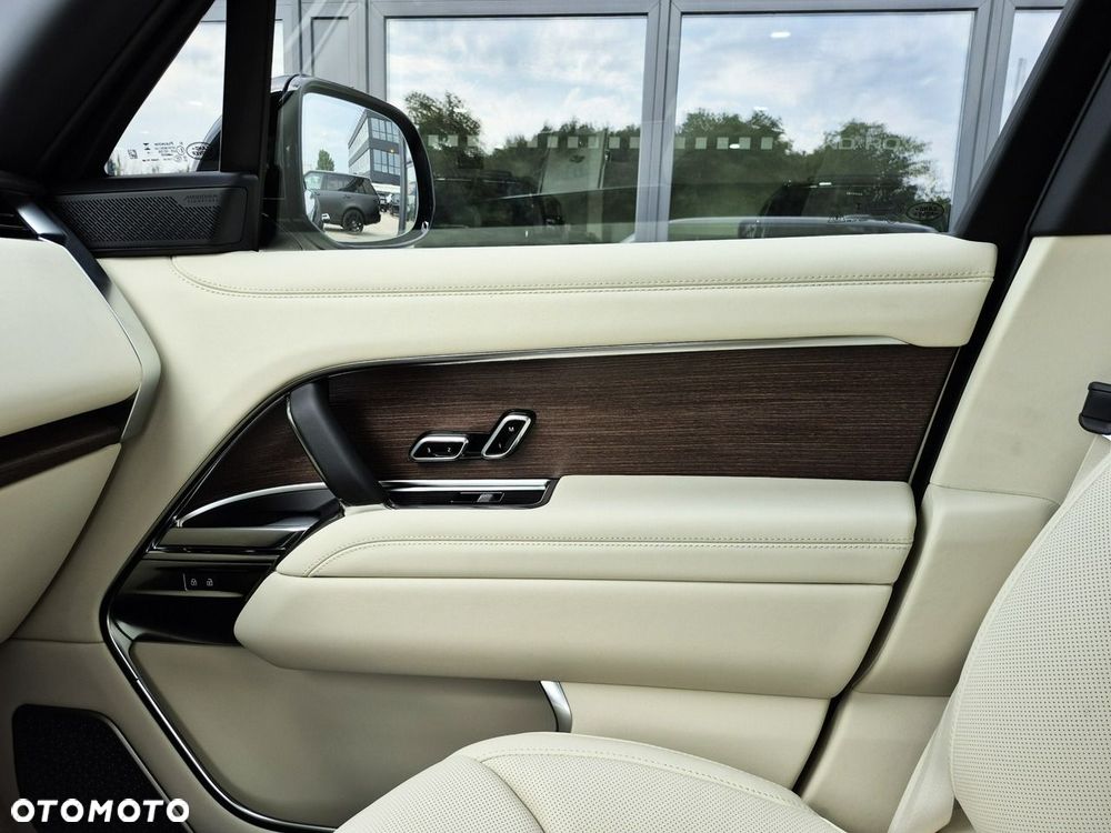 Land Rover Range Rover D350 Autobiography - 36
