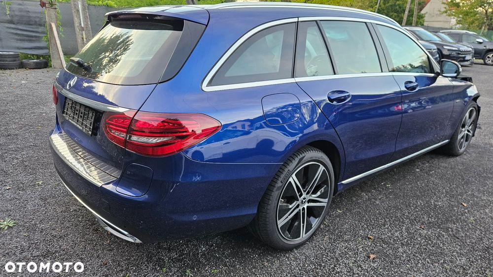 Mercedes-Benz Klasa C 300 de 9G-TRONIC - 4