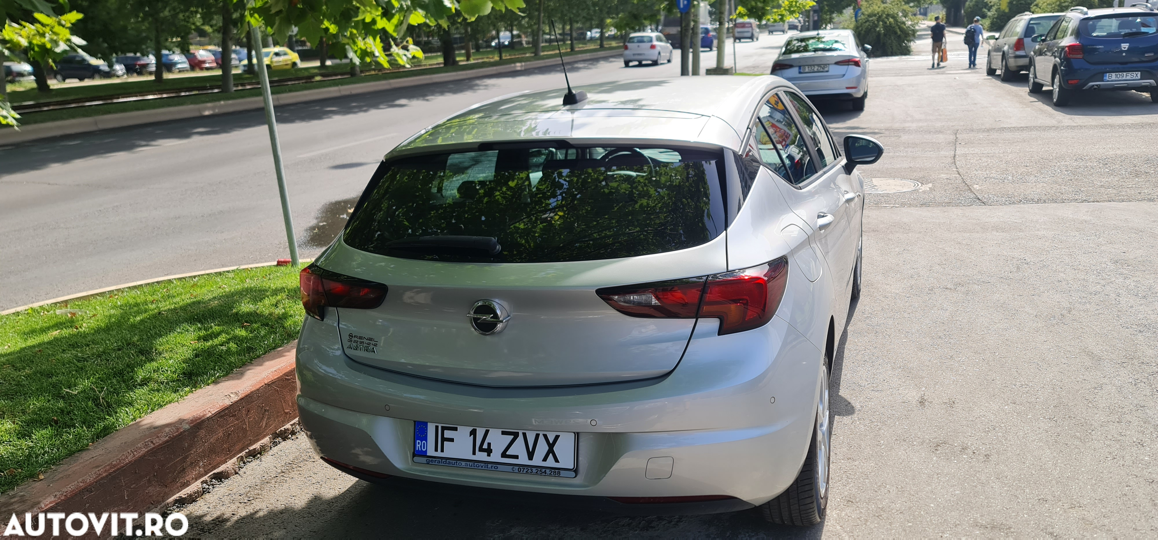 Opel Astra 1.6 CDTI Active - 4