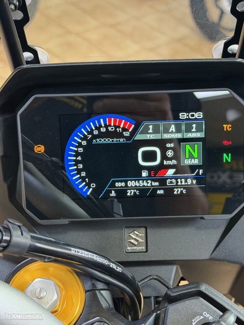 Suzuki DL - 7