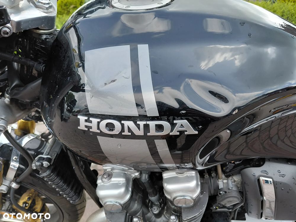Honda CB - 16