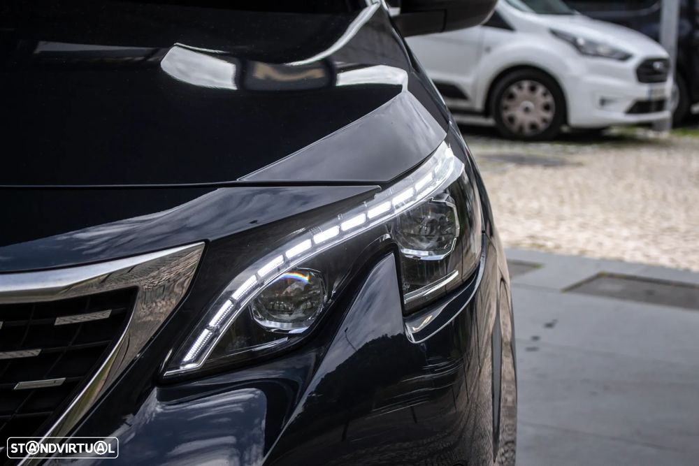 Peugeot 3008 1.6 PureTech GT EAT8 - 8