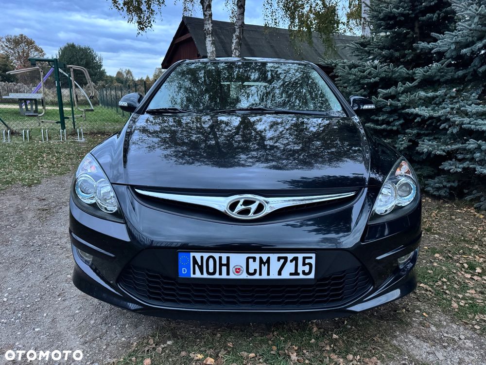 Hyundai i30 i30cw 1.4 FIFA WM Edition - 19