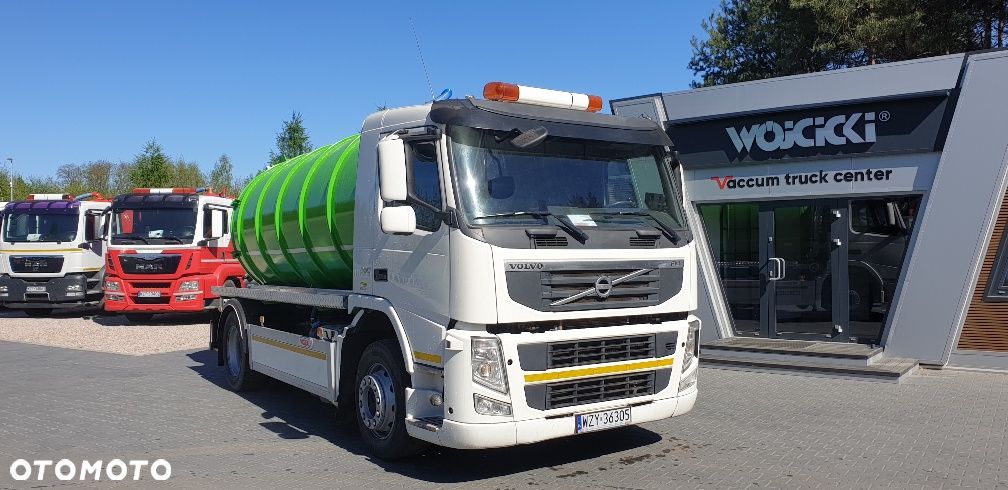 Volvo fm 330 - 1