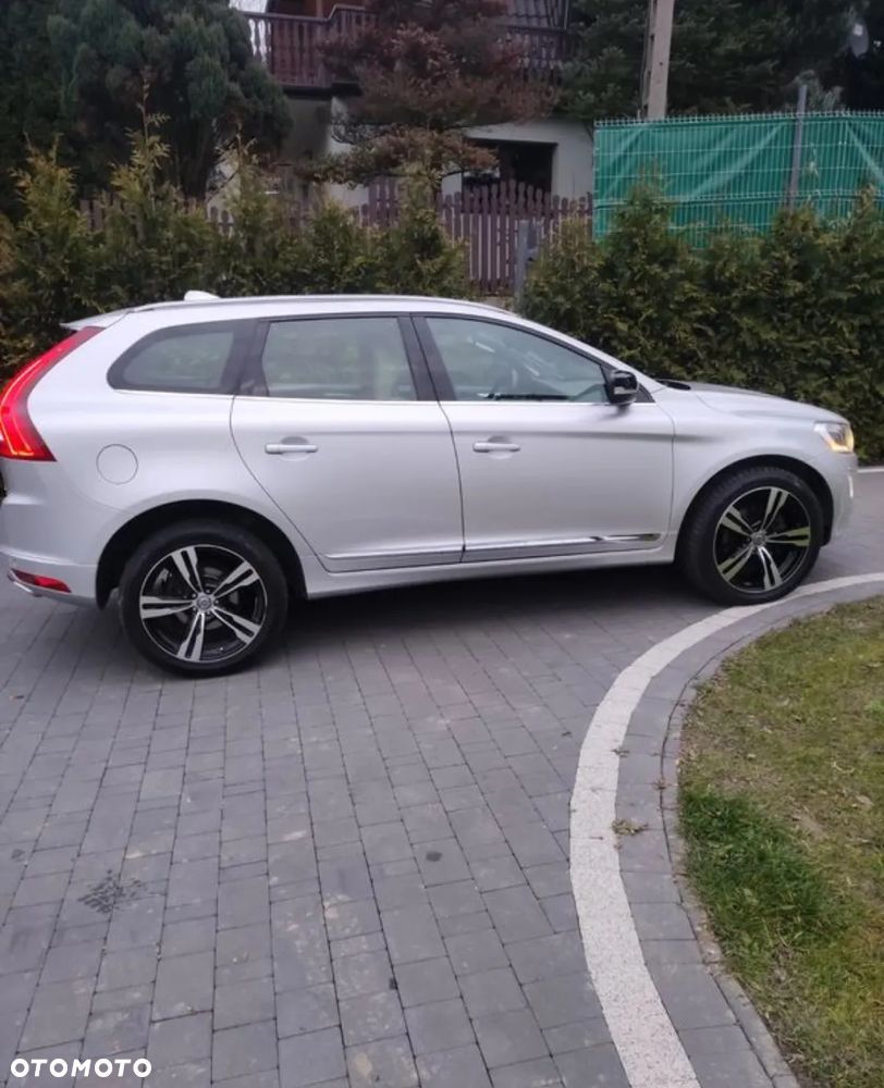 Volvo XC 60 D5 AWD Summum - 6