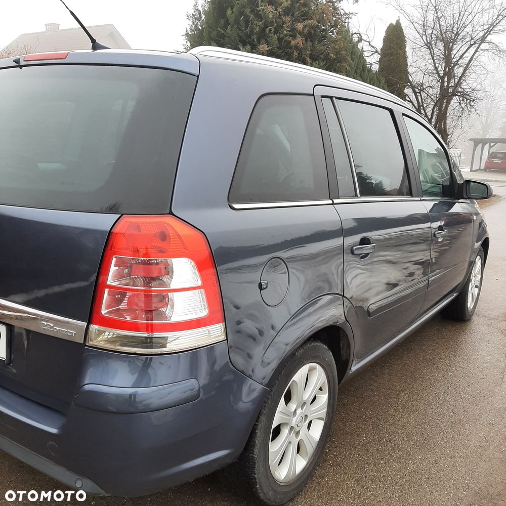 Opel Zafira - 3
