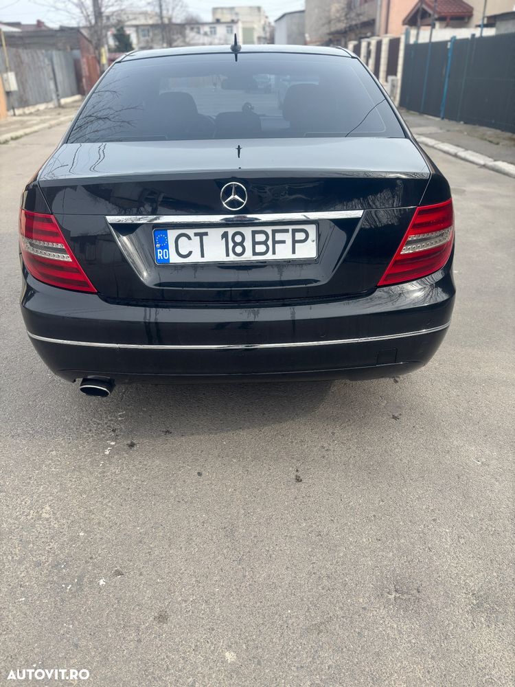 Mercedes-Benz C 220 CDI DPF Automatik BlueEFFICIENCY - 2
