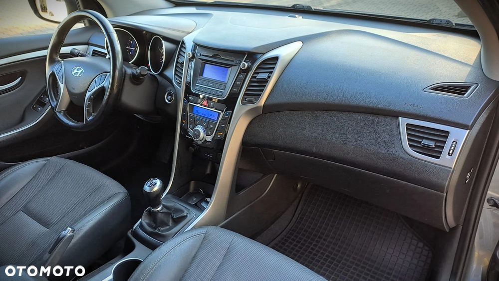 Hyundai i30 1.6 Style - 10