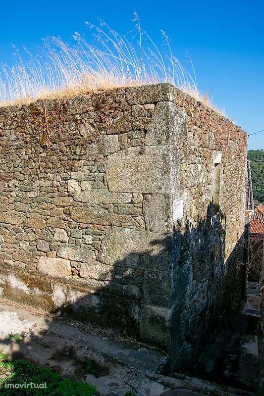 Moradia T2 para venda - Grande imagem: 2/25