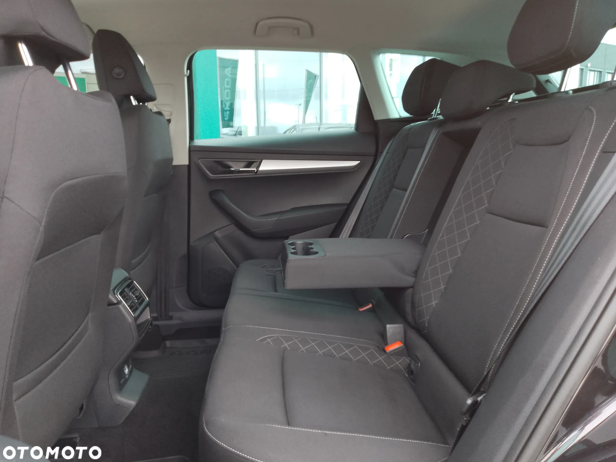 Skoda Karoq 1.5 TSI ACT 4x2 Ambition DSG - 20