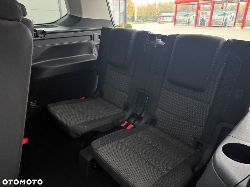 Volkswagen Touran 1.6 TDI BMT SCR Comfortline - 32