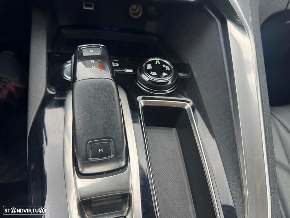Peugeot 5008 1.2 PureTech GT Pack EAT8 - 49