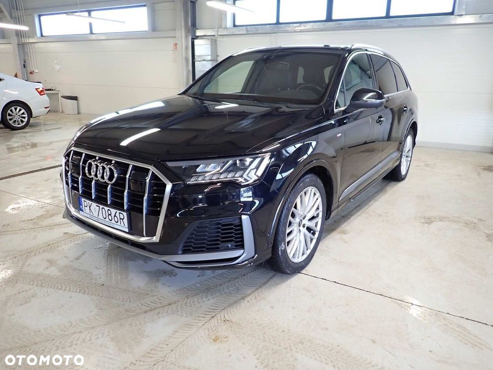Audi Q7 - 1
