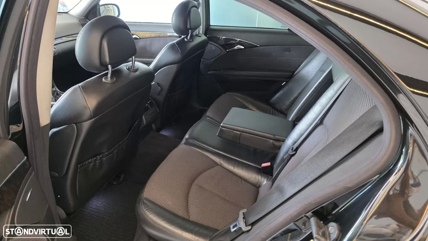 Mercedes-Benz E 220 CDi Avantgarde - 47