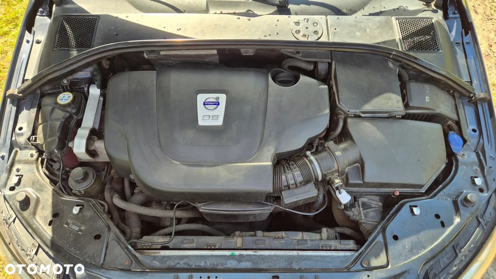 Volvo V70 2.4D Momentum - 19