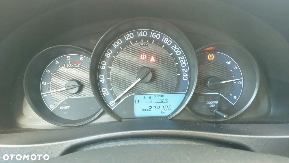 Toyota Auris 1.4 D-4D Comfort - 16