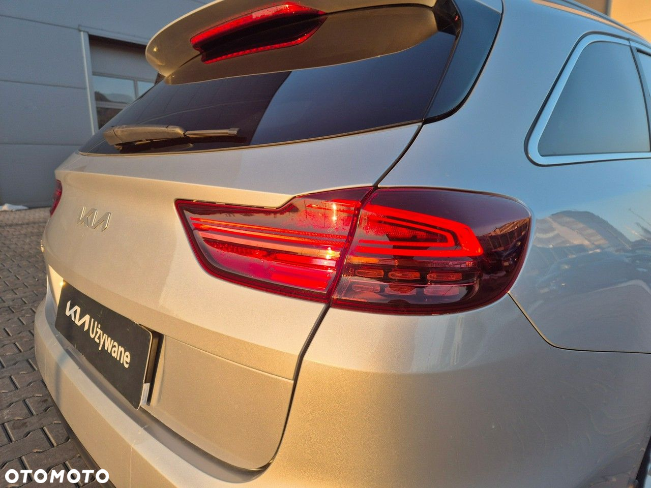 Kia Ceed - 10