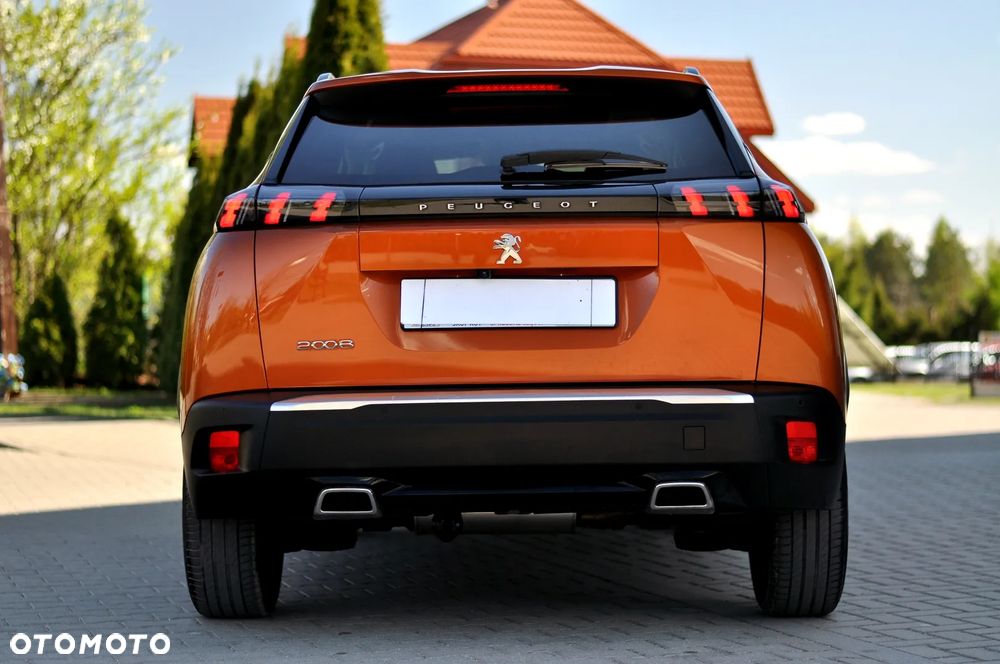Peugeot 2008 1.2 Pure Tech GPF Allure S&S EAT6 - 8