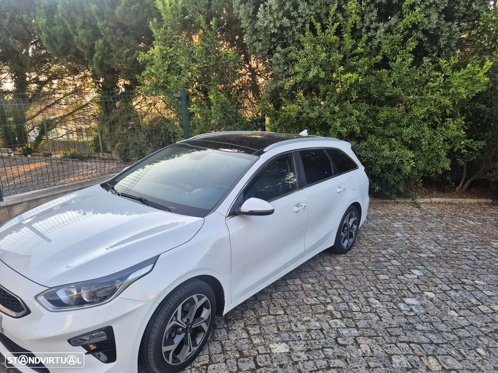 Kia Ceed SW — fotografia 10