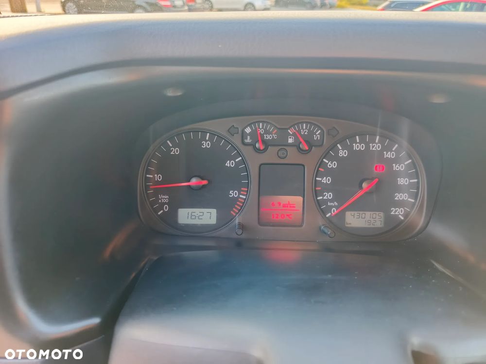 Volkswagen Caravelle TDI Basis - 4