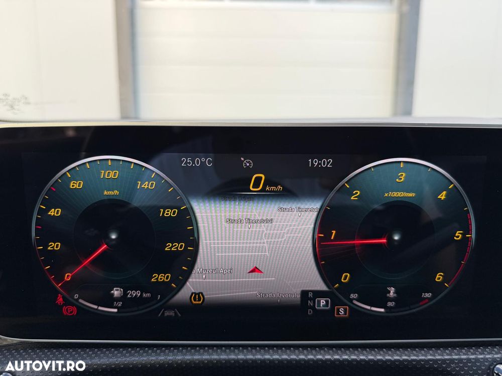 Mercedes-Benz A 180 d Sedan 7G-DCT Progressive - 30