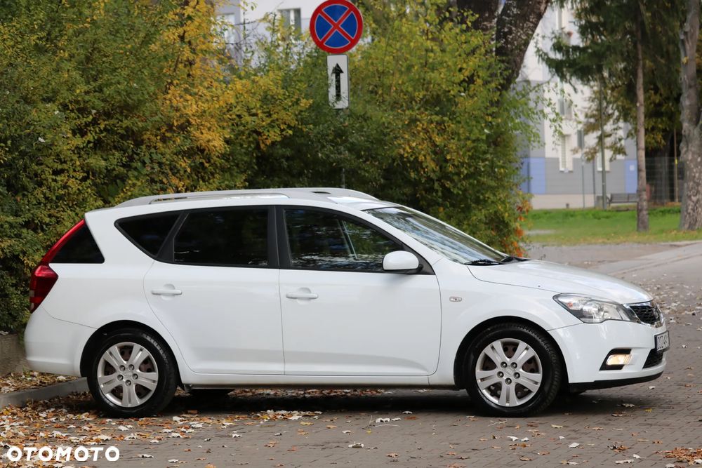 Kia Ceed Cee'd 1.6 Crdi Optimum + - 4