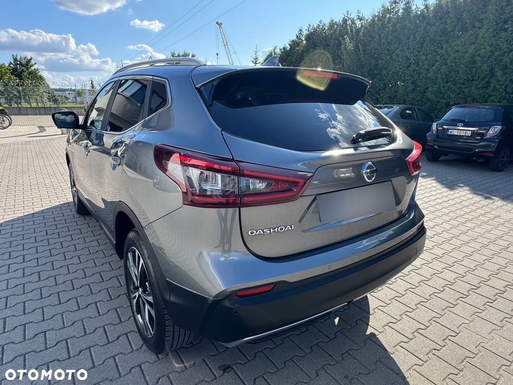 Nissan Qashqai 1.3 DIG-T N-Connecta - 22