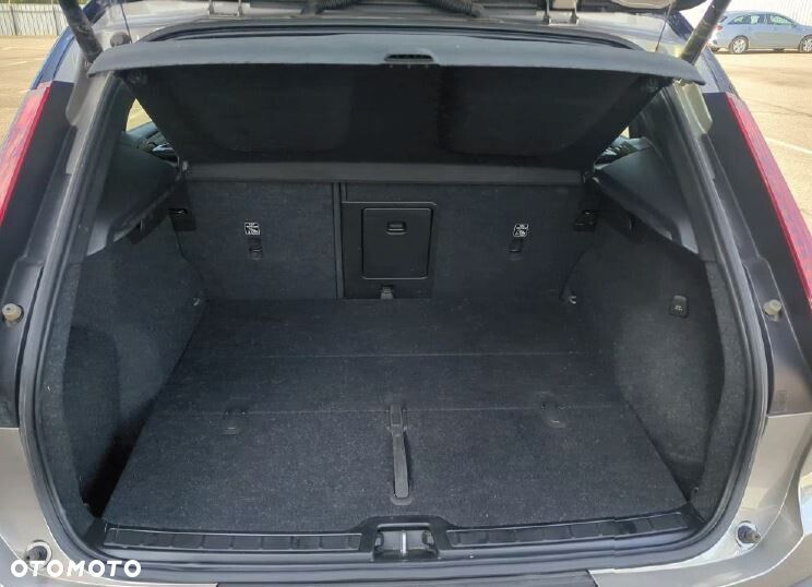 Volvo XC 40 - 9