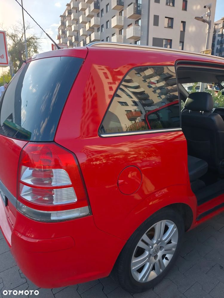 Opel Zafira 1.8 - 15