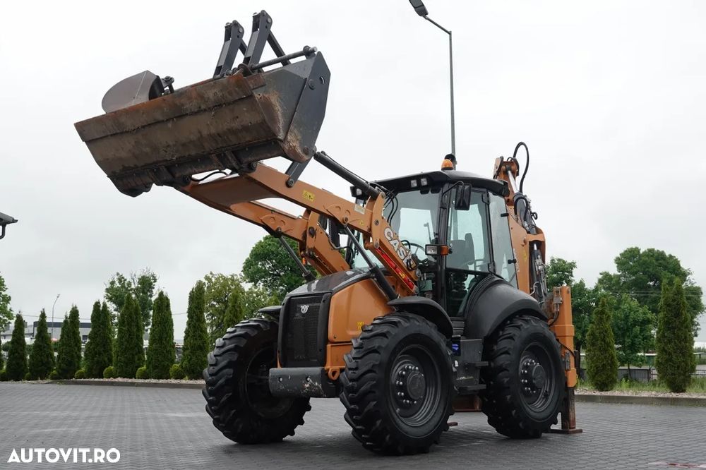Case 965 ST / BULDOEXCAVATOR / 4X4x4 / PE ROȚI EGALE / AER CONDIȚIONAT / POWERSHIFT / Roți directoare 4WS / SET GALETE / 2020 / - 3