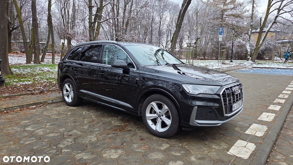 Audi Q7 - 1