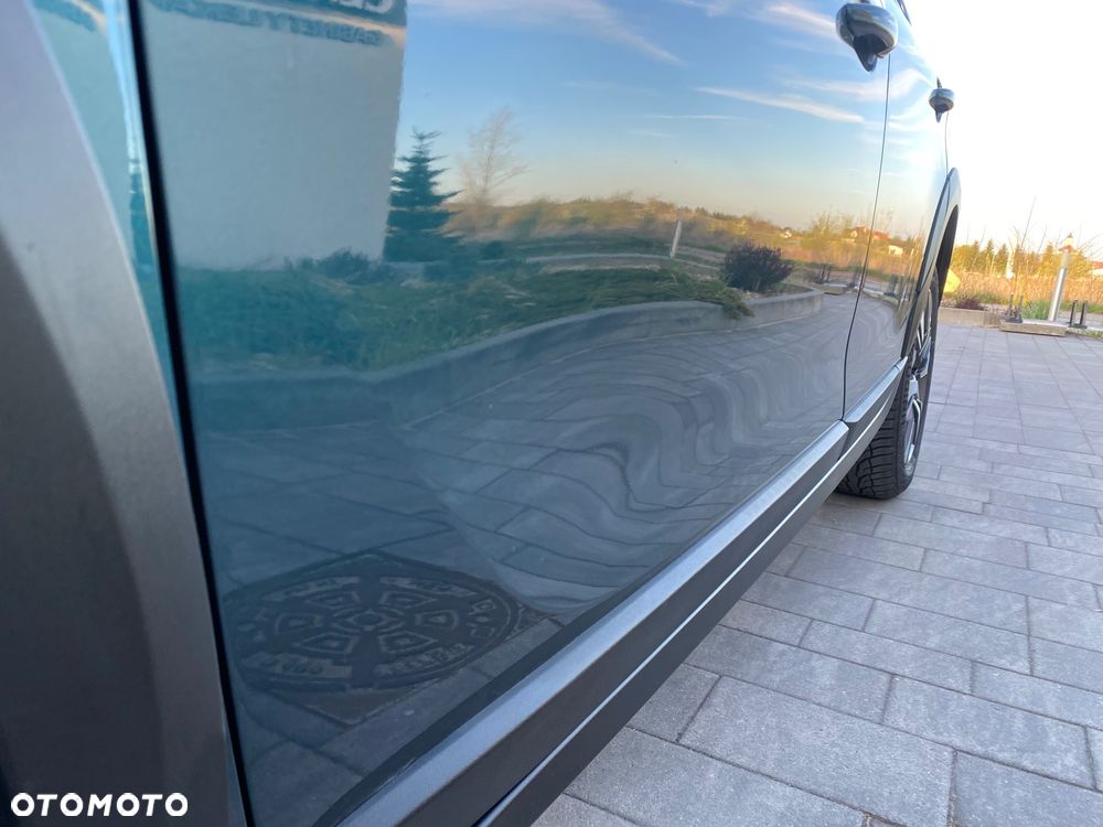 Peugeot 2008 BlueHDi 100 STOP & START Allure - 5