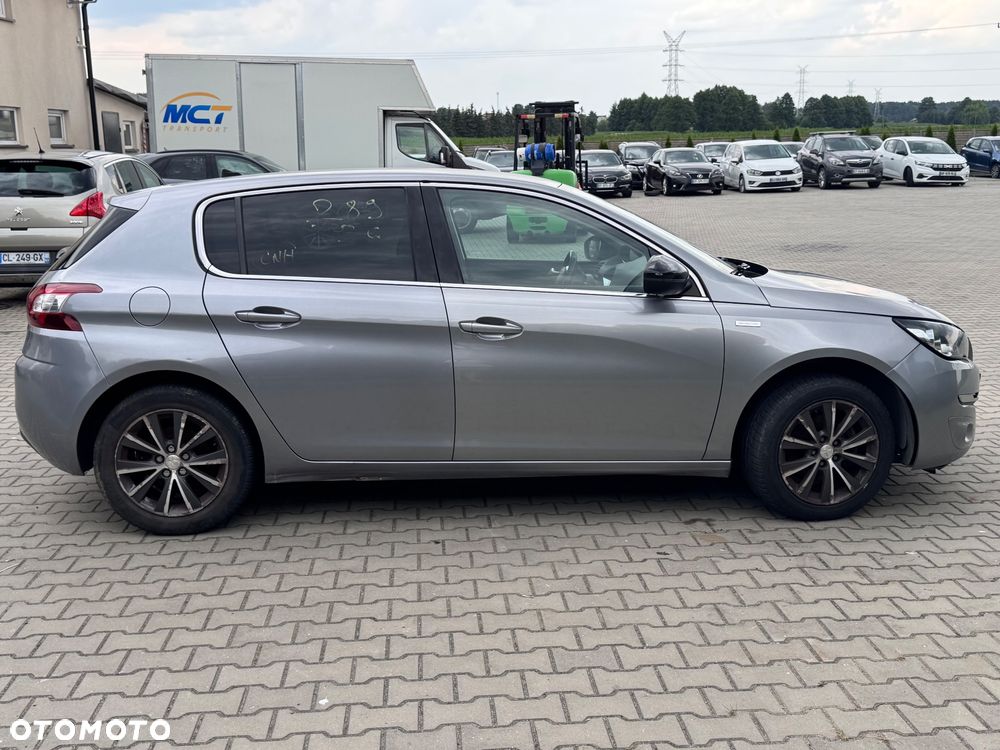 Peugeot 308 - 11