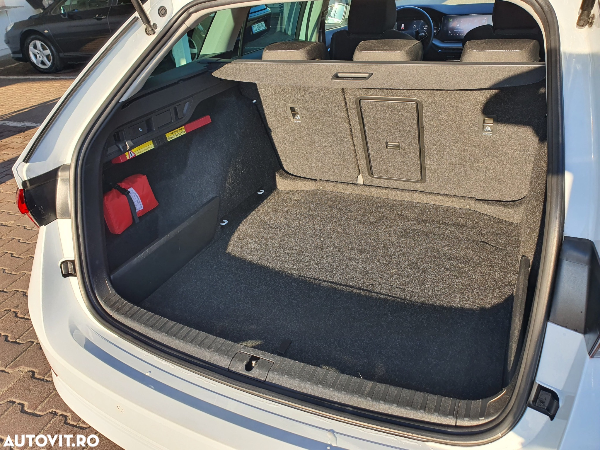 Skoda Octavia Combi 1.5 TSI DSG Mild Hybrid Style - 14