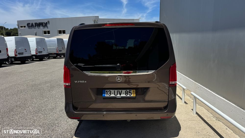 Mercedes-Benz V 250 d Exclusive - 11
