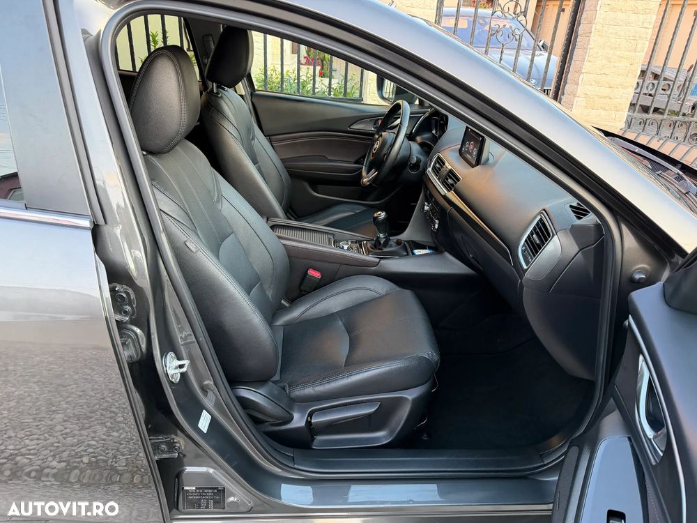 Mazda 3 SKYACTIV-D 105 NAKAMA - 6