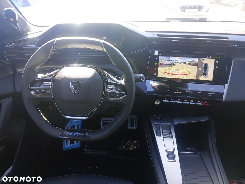 Peugeot 408 - 10