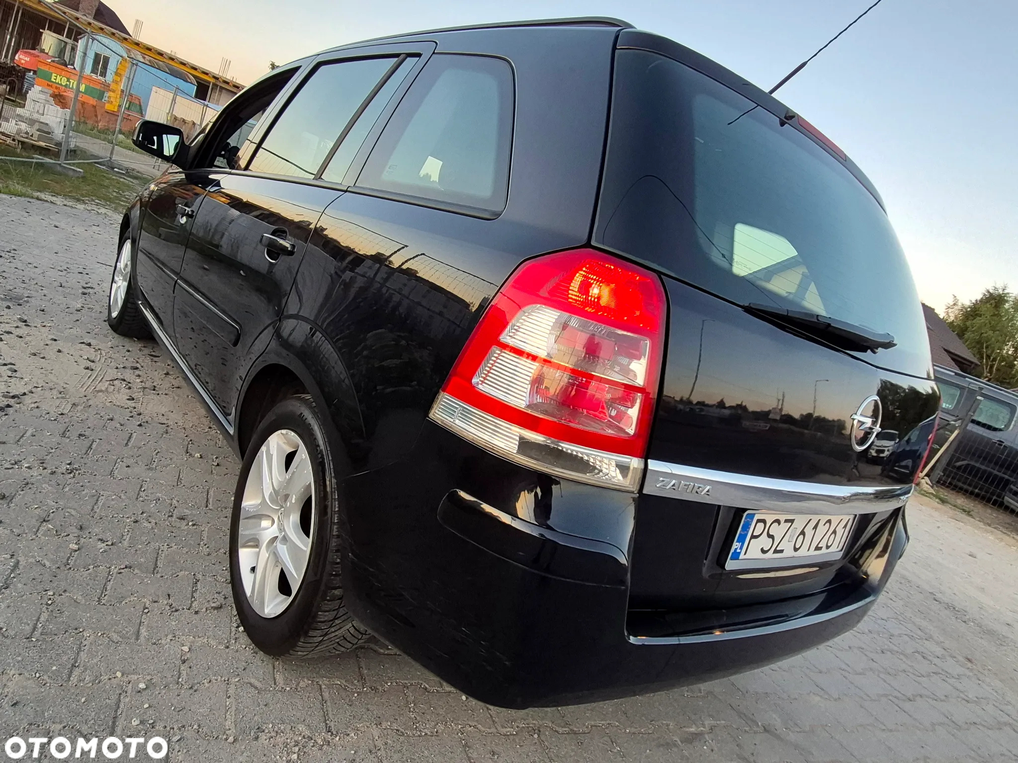 Opel Zafira 1.9 CDTI Elegance - 25