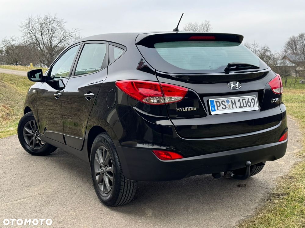 Hyundai ix35 1.6 2WD Fifa World Cup Edition - 4