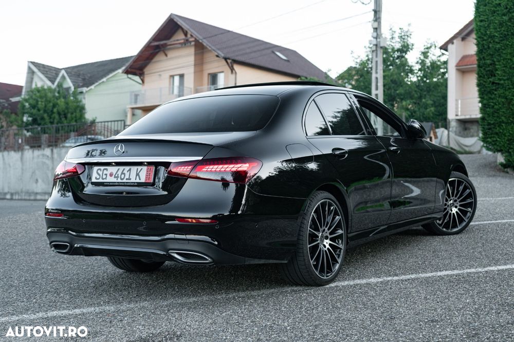 Mercedes-Benz E - 11