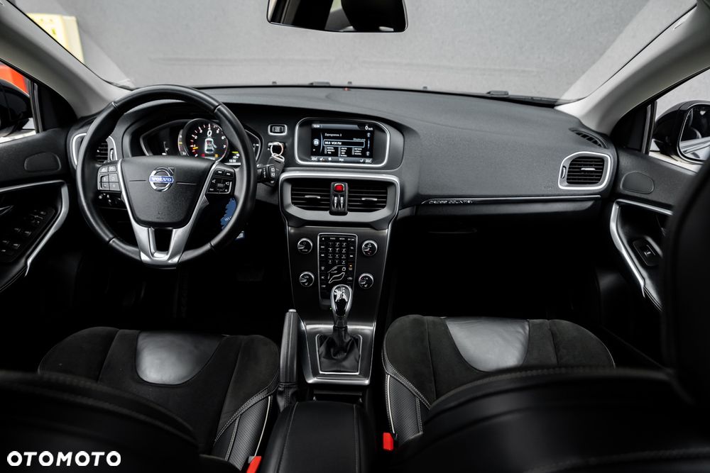 Volvo V40 Cross Country T4 AWD Geartronic Summum - 26